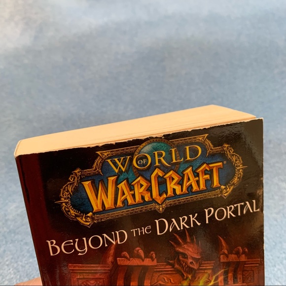 World of Warcraft novel - Beyong the Dark Portal Paperback cover - Picture 5 of 8